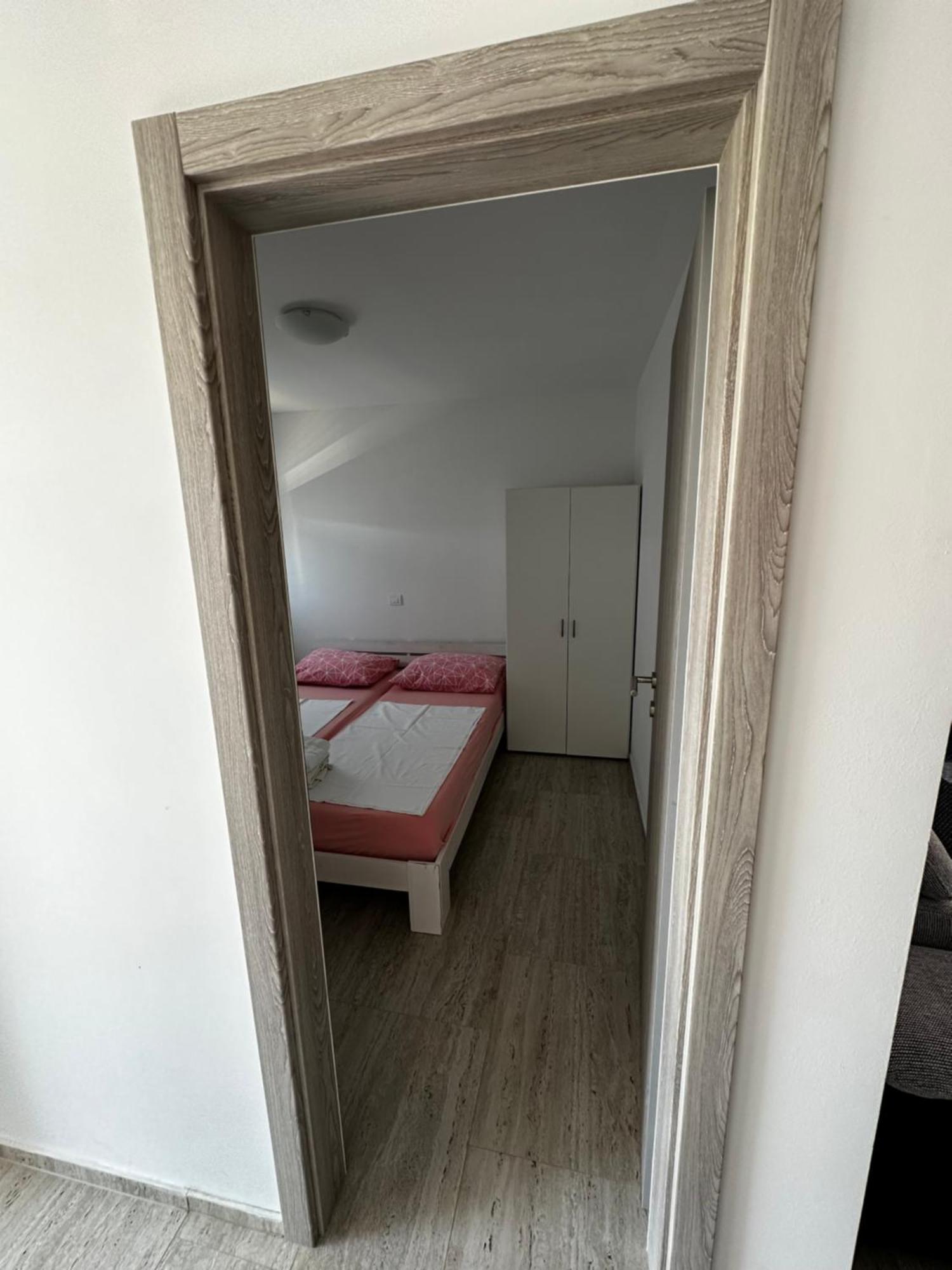 Tamaris Apartment Murter